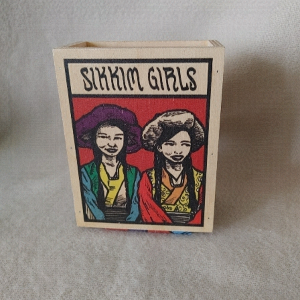 𝅺sikkim Girls Gift Set Box (Box Only)